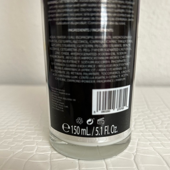 111Skin Celestial Black Diamond Cream. (5.1 oz/150 ml) - Picture 3 of 3